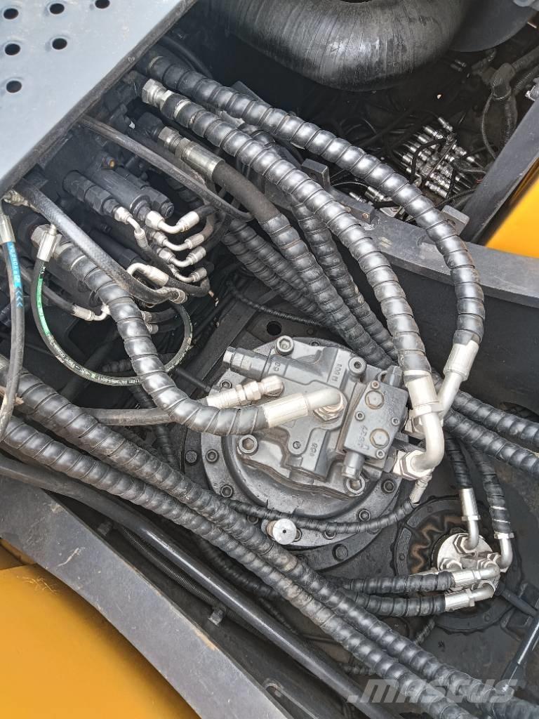 Volvo EC 240 履帶式 挖土機/掘鑿機/挖掘機