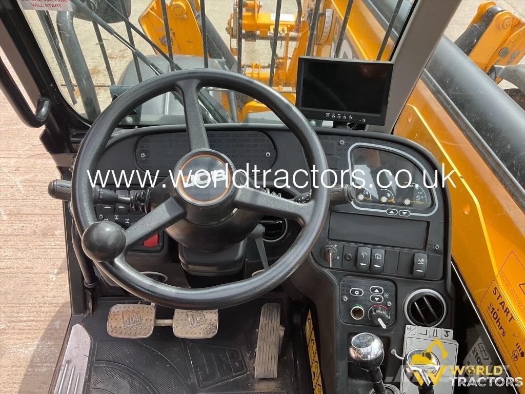 JCB 540-140 伸縮臂操作車