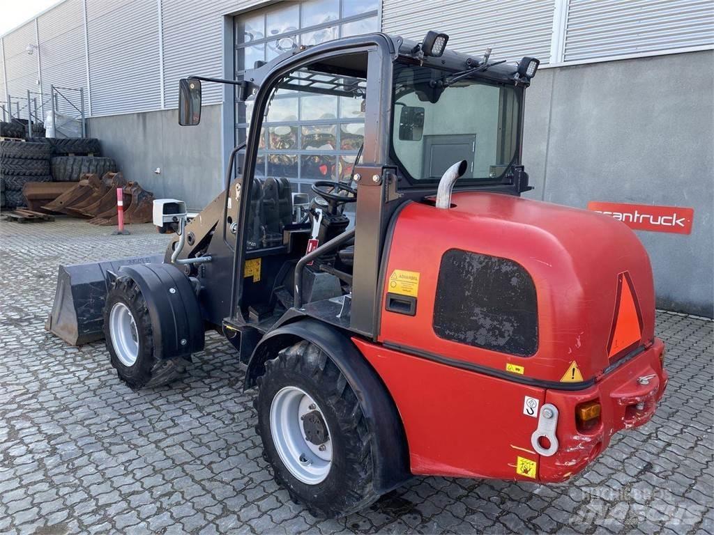 Weidemann 2070 多功能裝載機
