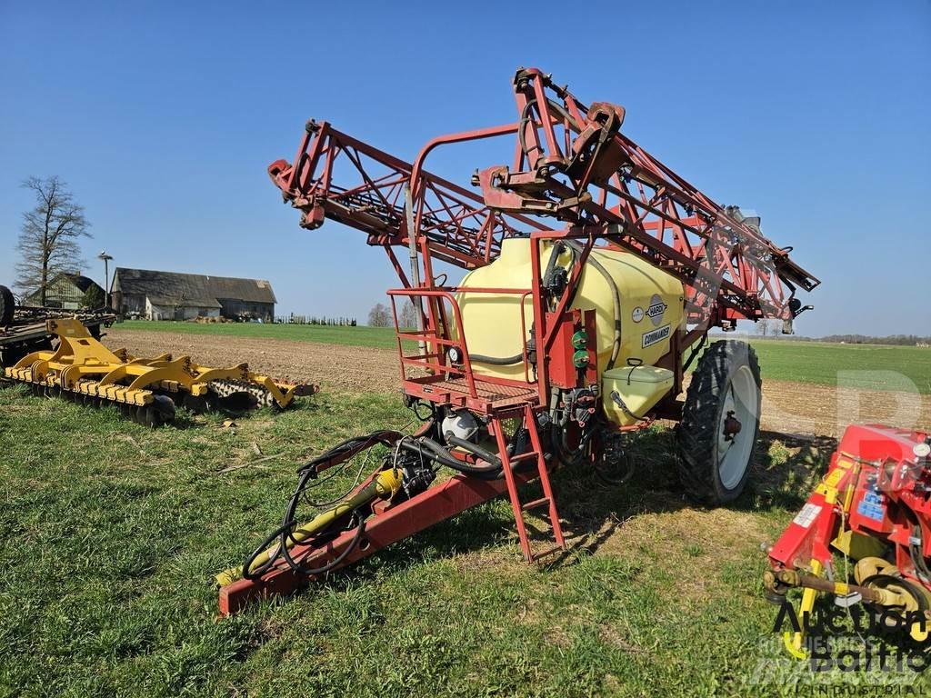 Hardi Commander 牽引式噴霧機