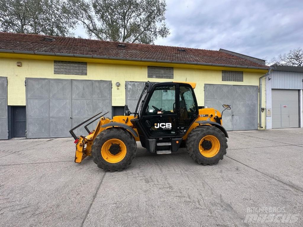 JCB 531-70 伸縮臂操作車