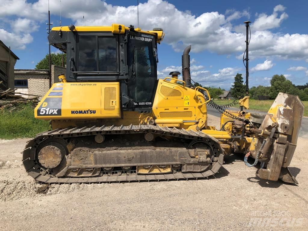 Komatsu D51PX-24 履帶推土機