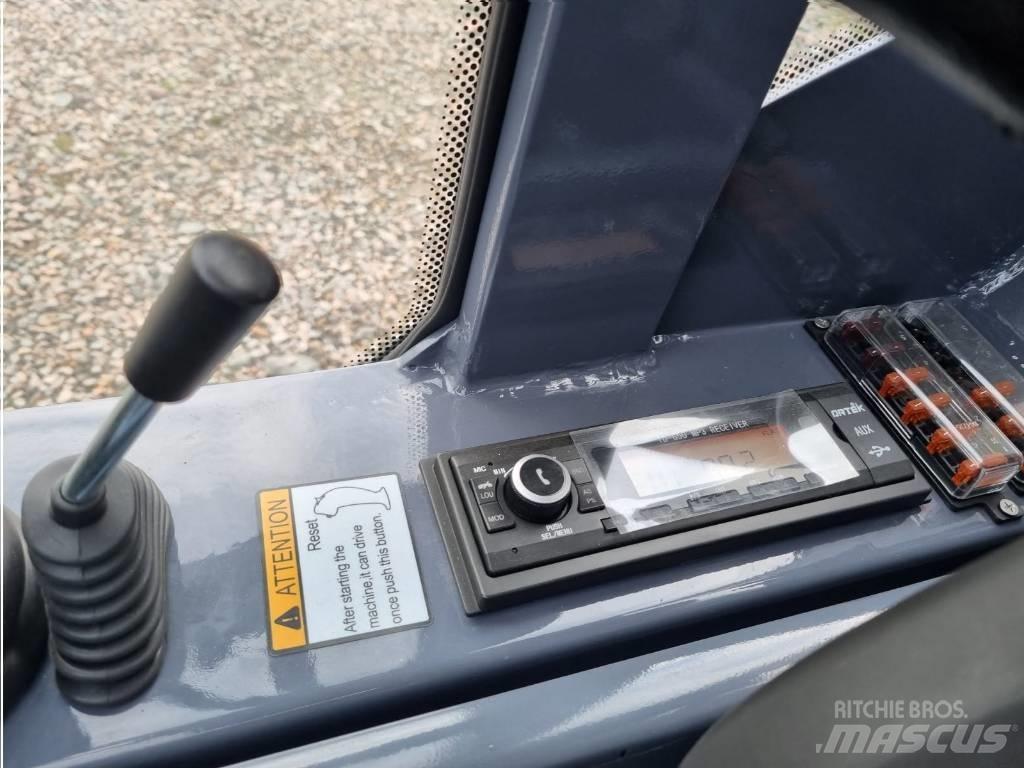 VM Loader 1026 LXC 小型裝載機
