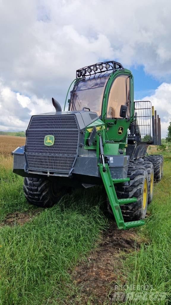 John Deere 1010G 集運機