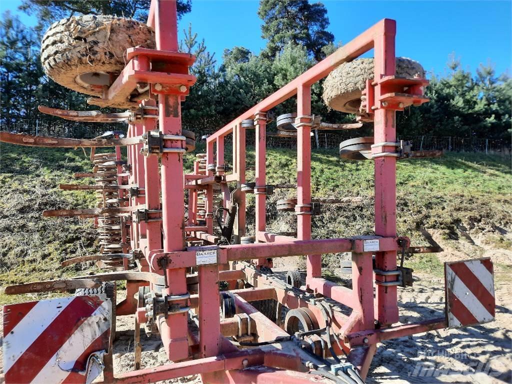 Baarck 500 中耕管理機