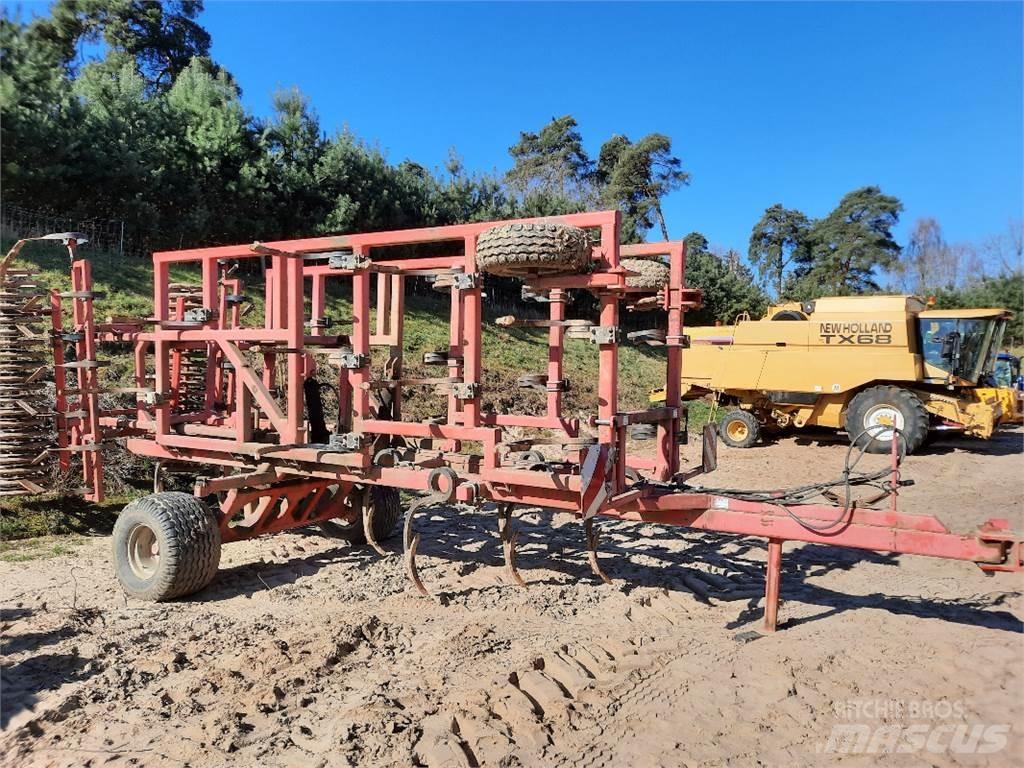 Baarck 500 中耕管理機
