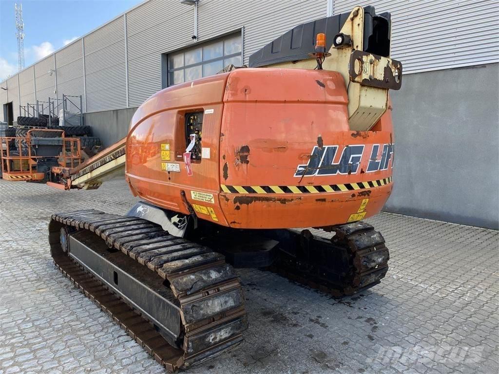 JLG 660SJC 曲臂高空作業車