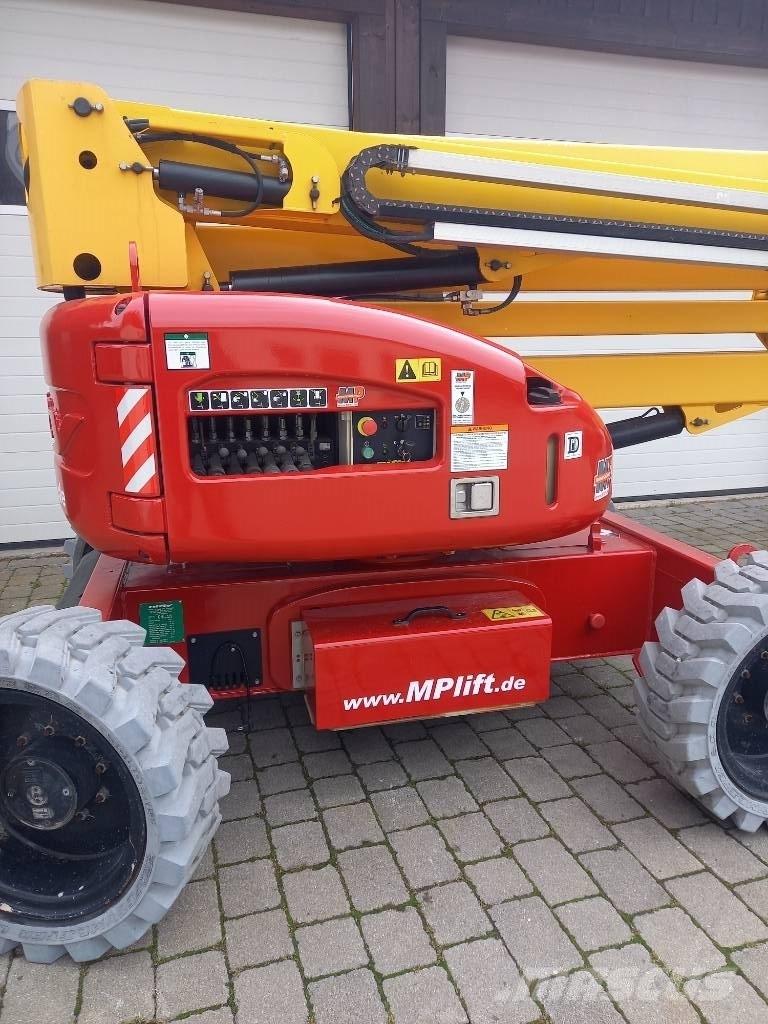 Niftylift HR 17 曲臂高空作業車