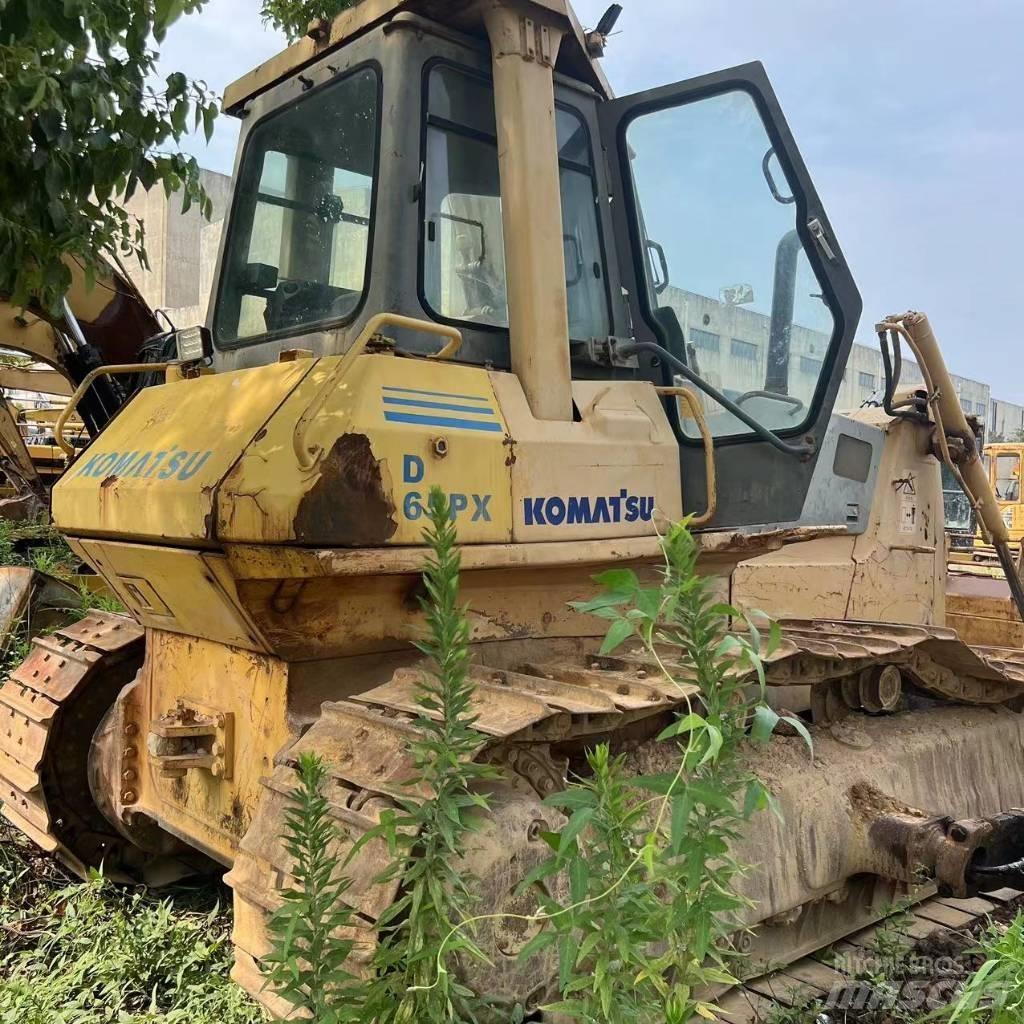 Komatsu D 65 P-12 履帶推土機
