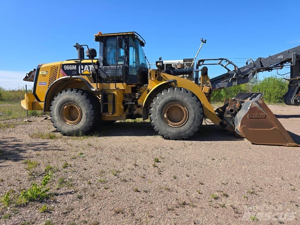 CAT 966 M 輪胎式裝載機