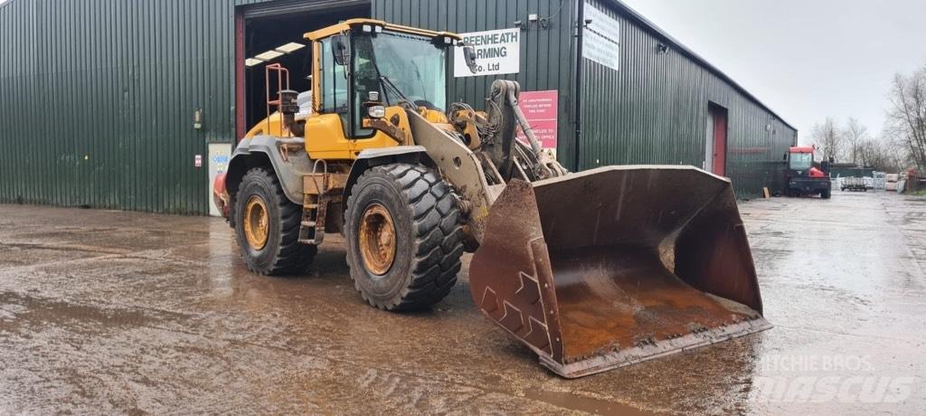 Volvo L 120 H 輪胎式裝載機