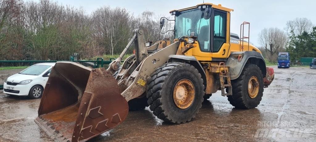 Volvo L 120 H 輪胎式裝載機
