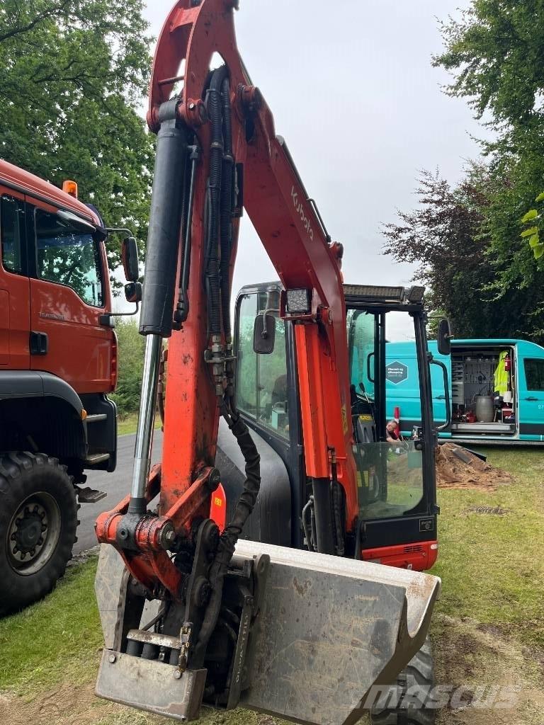 Kubota KX 027-4 小型挖土機/掘鑿機<7t(小型挖掘機)