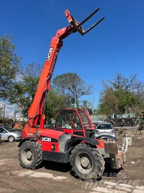 JCB 535-140 伸縮臂操作車