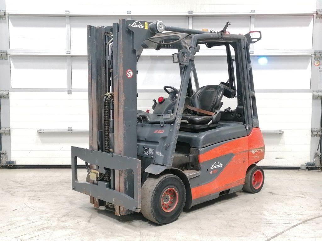 Linde E30-01 電動堆高機