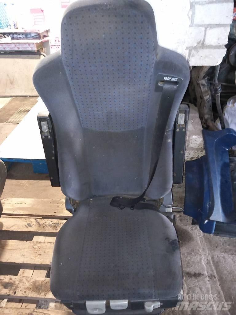 MAN TGM  81623076528 駕駛室與內部