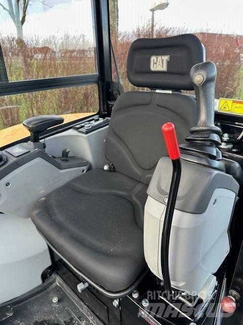 CAT 302.7 D CR 履帶式 挖土機/掘鑿機/挖掘機