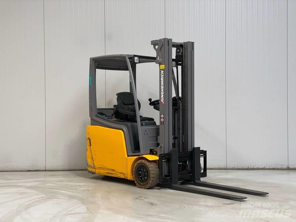 Jungheinrich EFG216k 電動堆高機