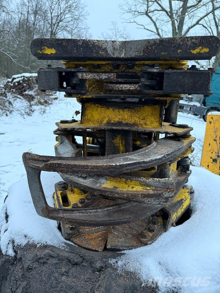 Moipu M240 EFi 伐木歸堆機