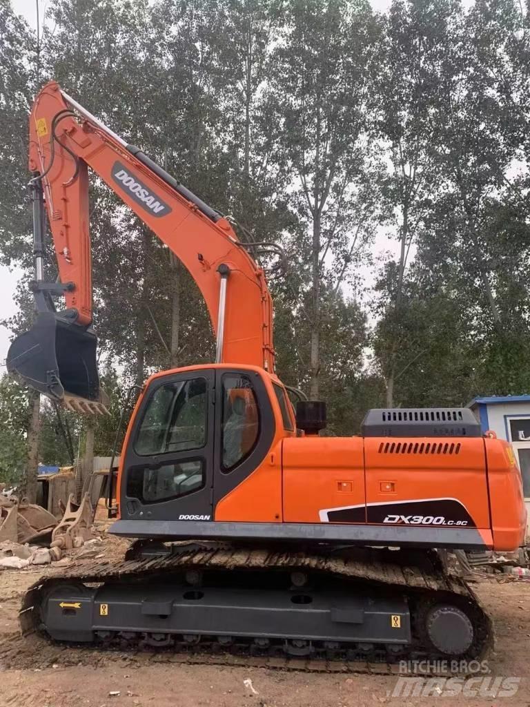 Doosan DX300LC-9C 履帶式 挖土機/掘鑿機/挖掘機