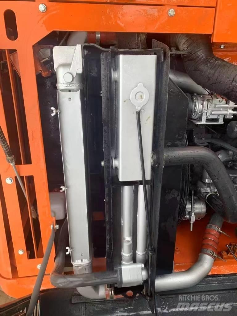 Doosan DX300LC-9C 履帶式 挖土機/掘鑿機/挖掘機