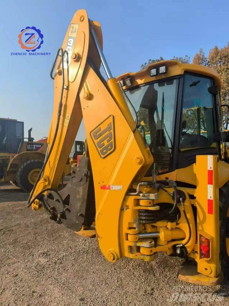 JCB 3 CX 反鏟裝載機