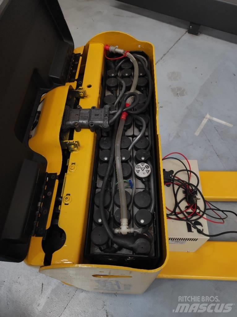 Yale MP18 低架升降機