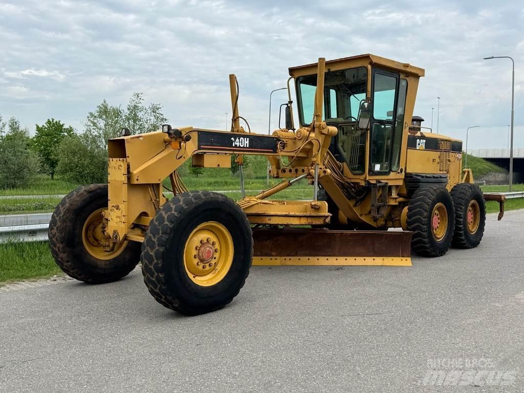 CAT 140H 平土機