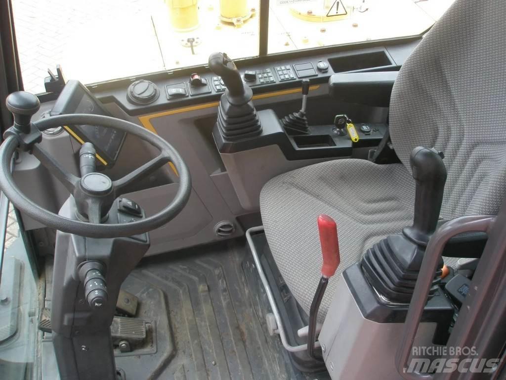Volvo EW60E 小型挖土機/掘鑿機<7t(小型挖掘機)