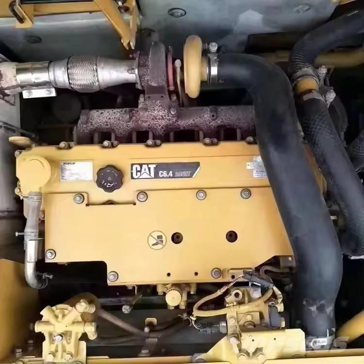 CAT 325 D 履帶式 挖土機/掘鑿機/挖掘機