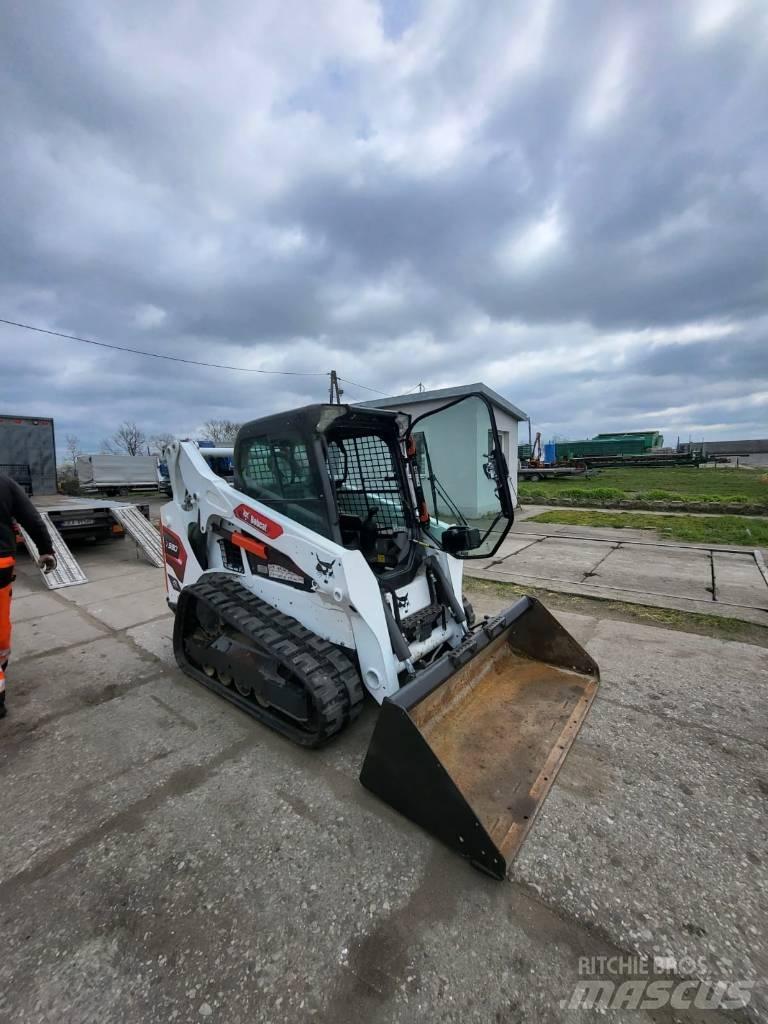 Bobcat T 590 滑移轉向裝載機