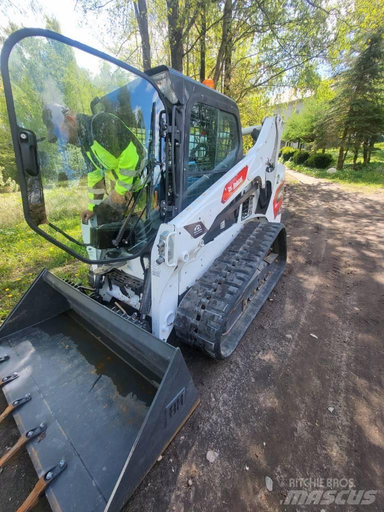 Bobcat T 590 滑移轉向裝載機
