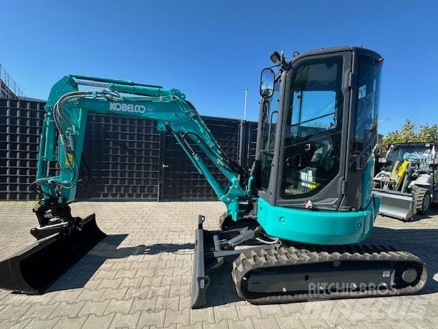 Kobelco SK26SR-7 小型挖土機/掘鑿機<7t(小型挖掘機)