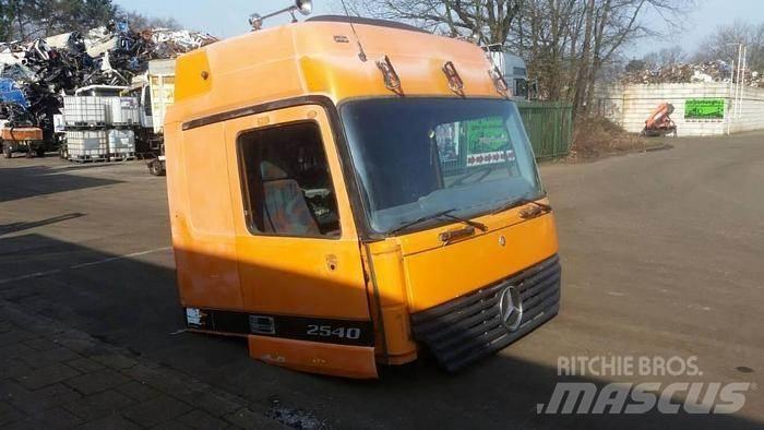 Mercedes-Benz 2540 其他組件
