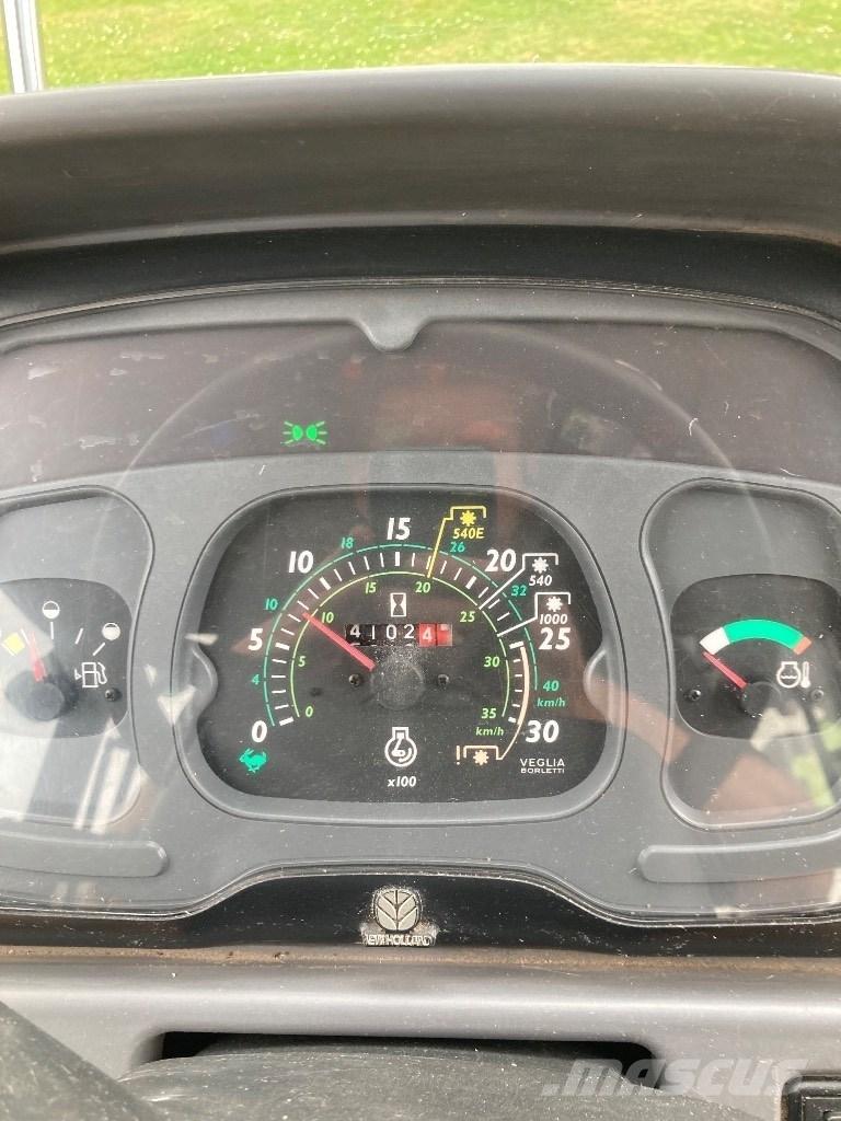 New Holland TL 90 曳引機