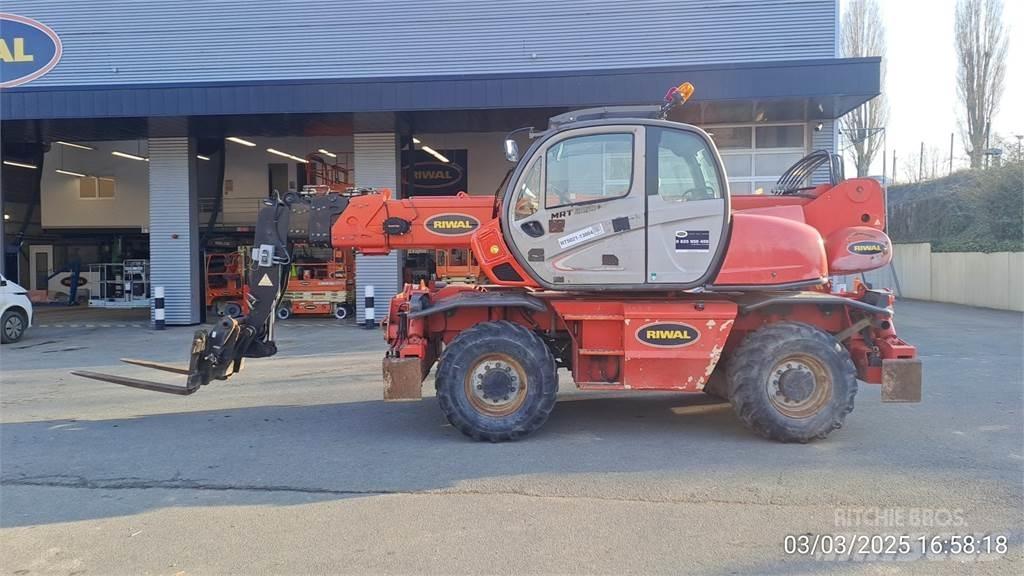 Manitou MT1440 伸縮臂操作車
