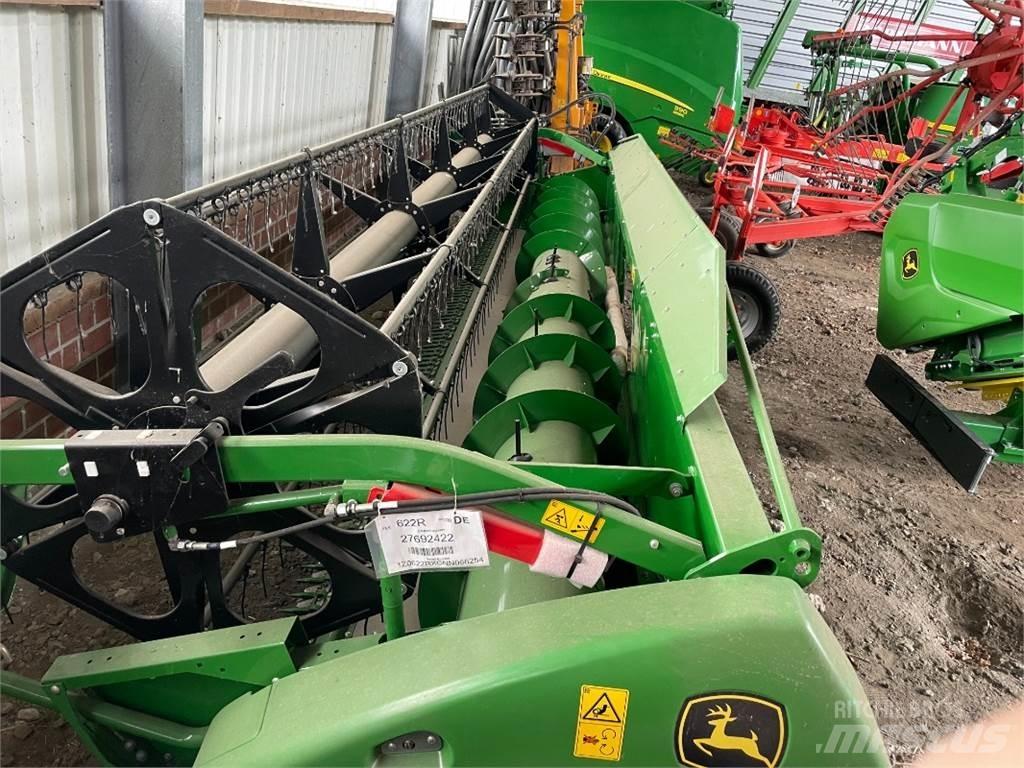 John Deere 622R 收穫機頭