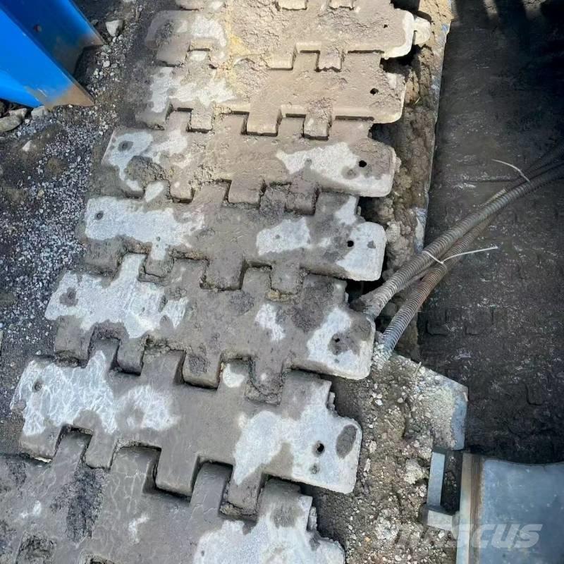 Kobelco 7200 履帶式起重機