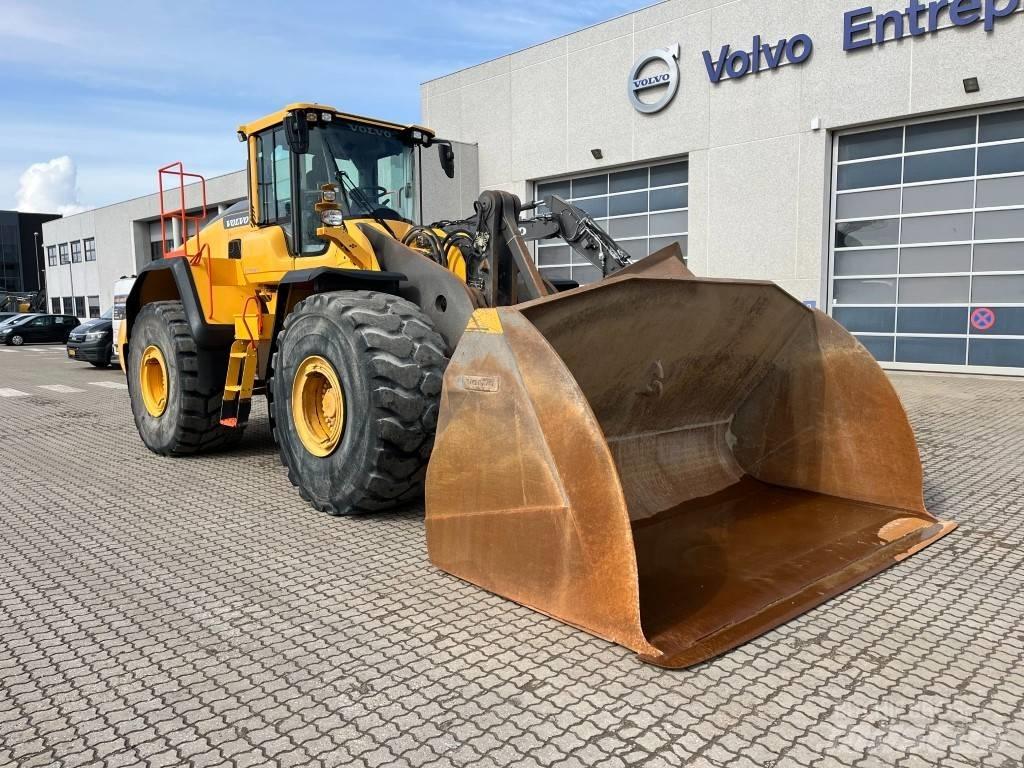 Volvo L220H 輪胎式裝載機