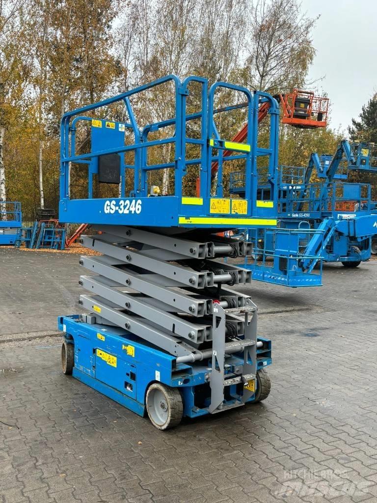 Genie GS 3246 剪式升降機