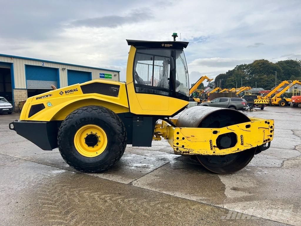 Bomag BW213 D-5 單輪滾壓機