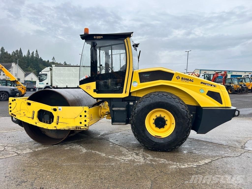 Bomag BW213 D-5 單輪滾壓機