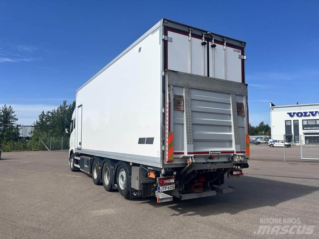 Volvo FH 溫控卡車