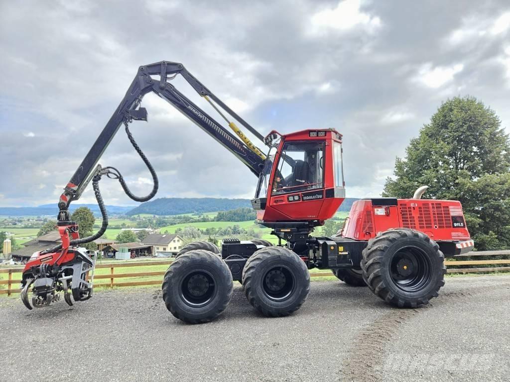 Komatsu 911.5 收穫機