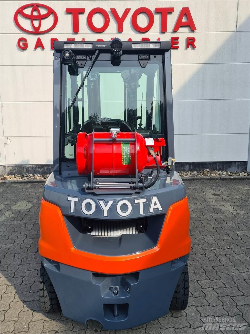 Toyota 02-8FGF25 液化石油氣LPG卡車