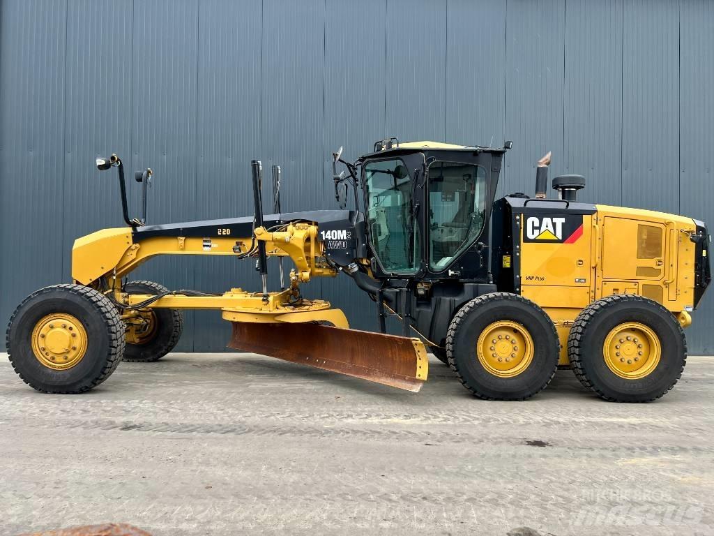 CAT 140M2 AWD 平土機