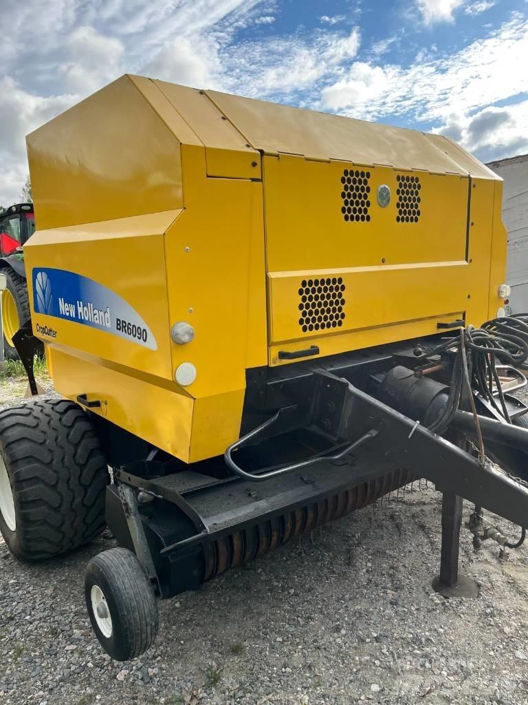 New Holland BR 6090 圓型牧草打包機