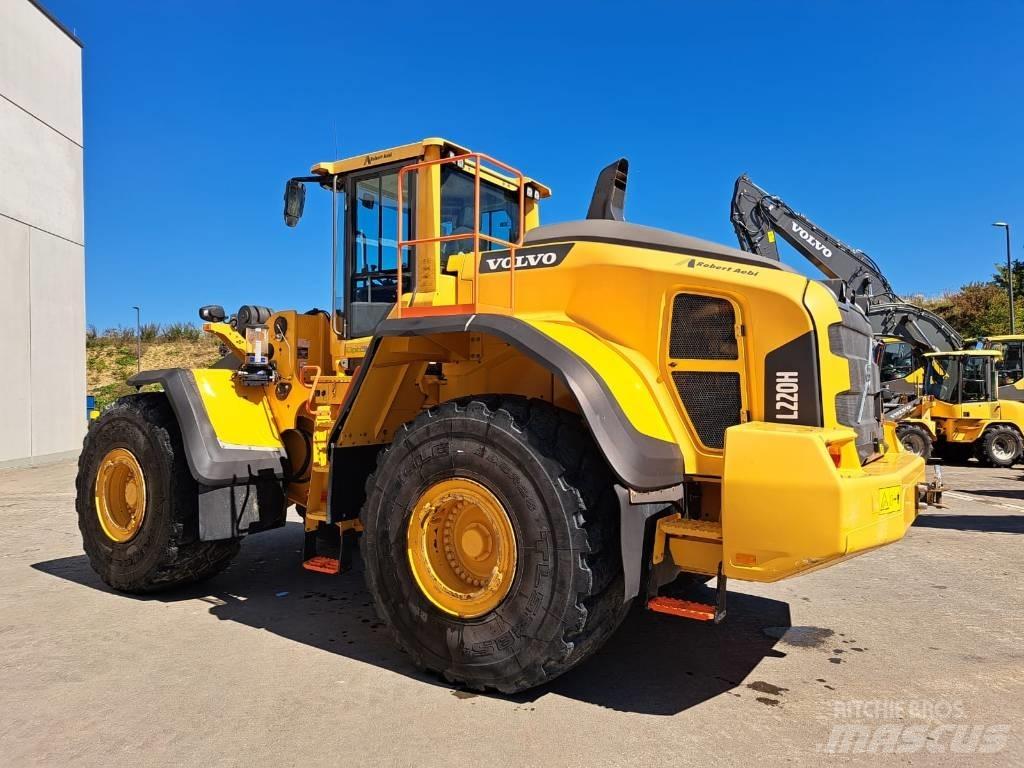 Volvo L 220 H 輪胎式裝載機