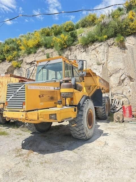Volvo A 25 C 鉸接式起吊車