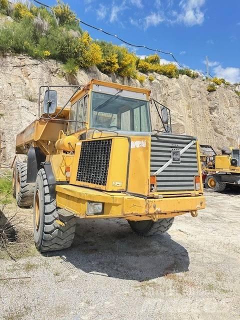 Volvo A 25 C 鉸接式起吊車
